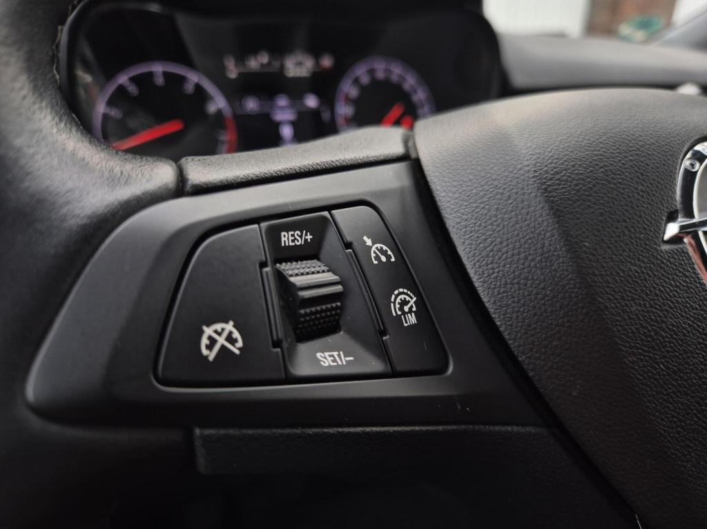 Opel Corsa 1.0 turbo ecoflex / dealeronderhouden / stuur- stoelverwarming /