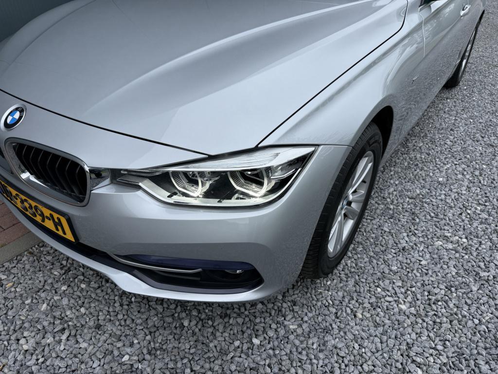BMW 3-serie 318i automaat executive sportline sedan