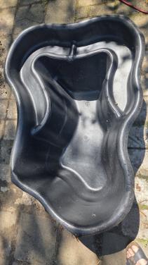 Klein voorgevormde vijver ongv 115x80x40 cm
