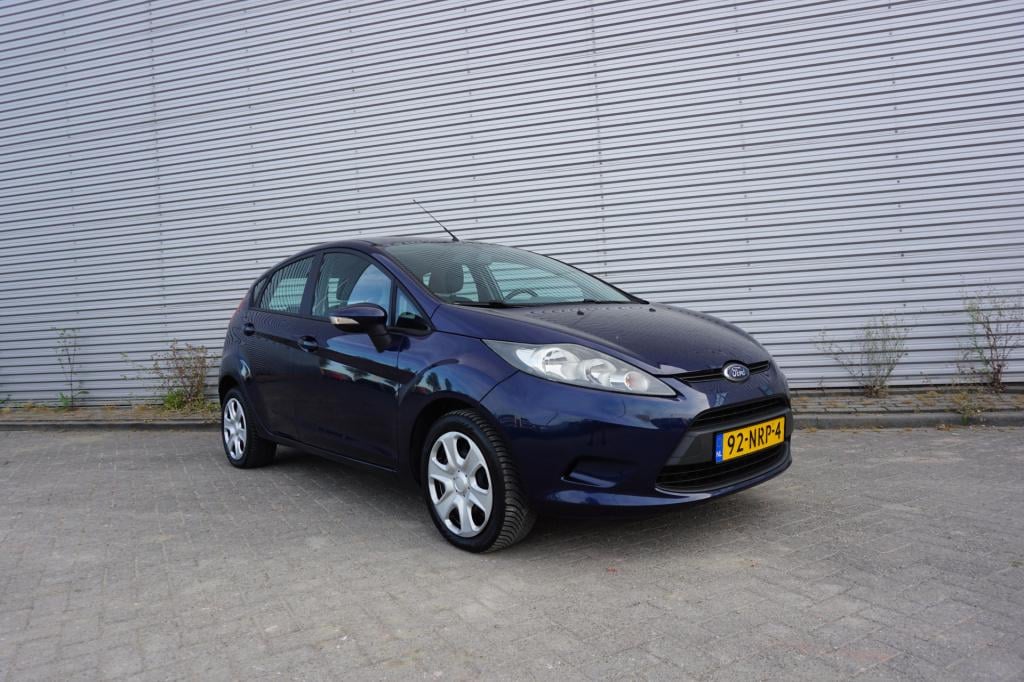 Ford Fiesta 1.25 limited airco / elektr. ramen / nap