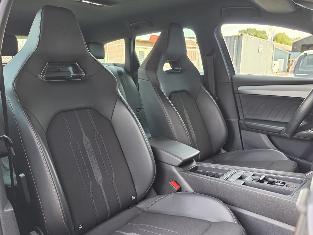 Cupra Leon Sportstourer vz e-hybrid