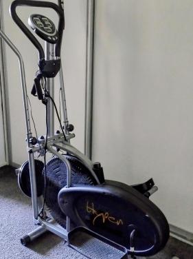 Rössler crosstrainer , weinig gebruikt