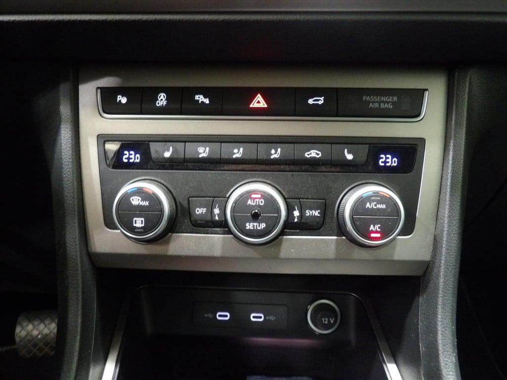 Seat Ateca 1.5 ecotsi 150pk dsg-7 xperience