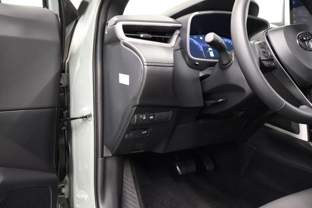 Toyota Corolla Cross hybrid 140 style