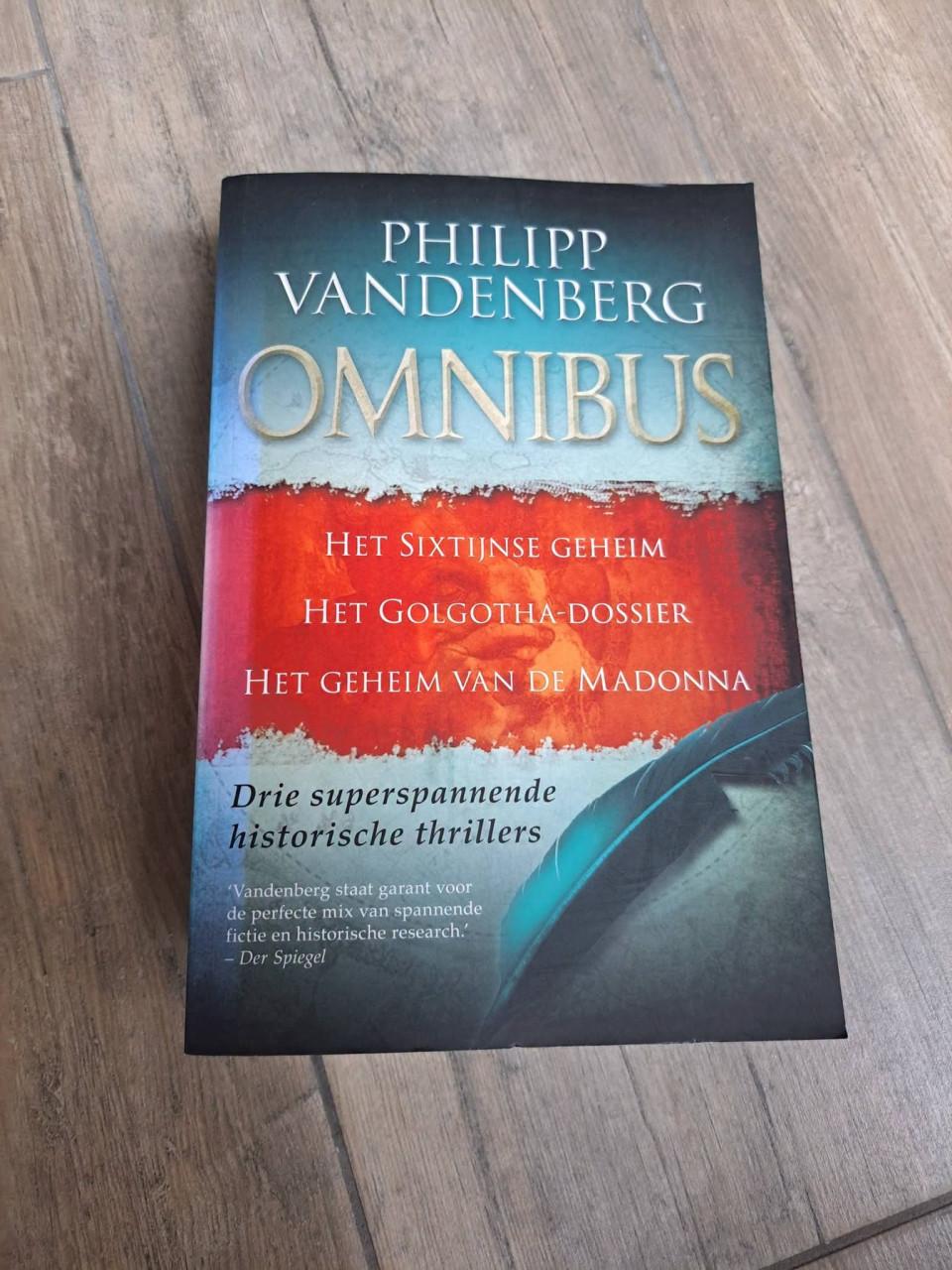 Thriller Omnibus van Philipp Vandenberg   - Het sixtijnse geheim - Het