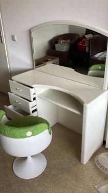 Kaptafel met laden en spiegel