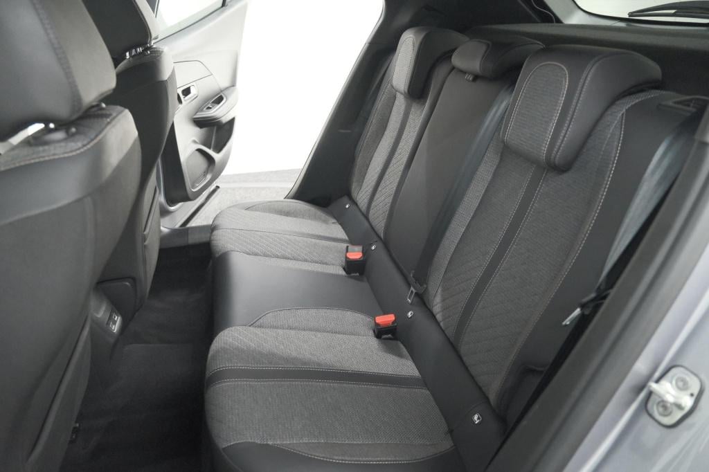 Peugeot 2008 puretech 100 allure | camera | navigatie | parkeersensoren | a