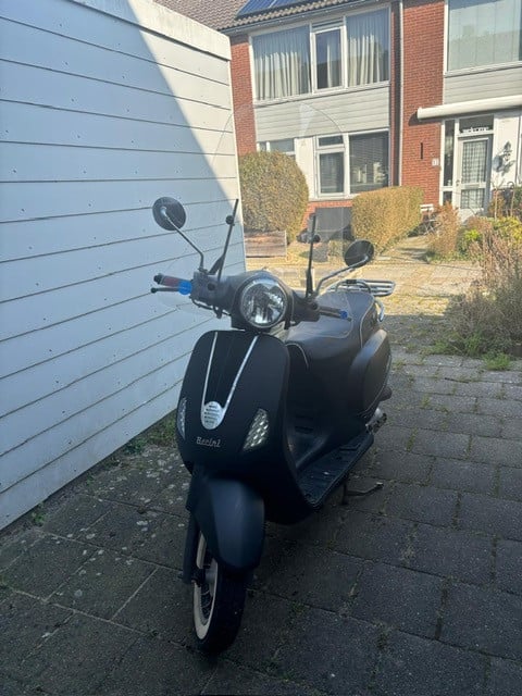 Scooter, Berini