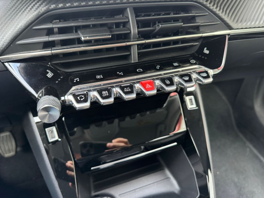 Peugeot 2008 1.2 puretech allure pack