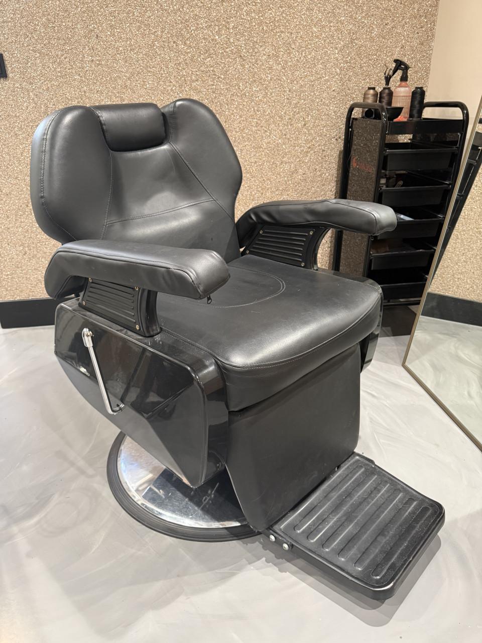 Barber stoel (wenkbrauwen, wimpers, schoonheidssalon)