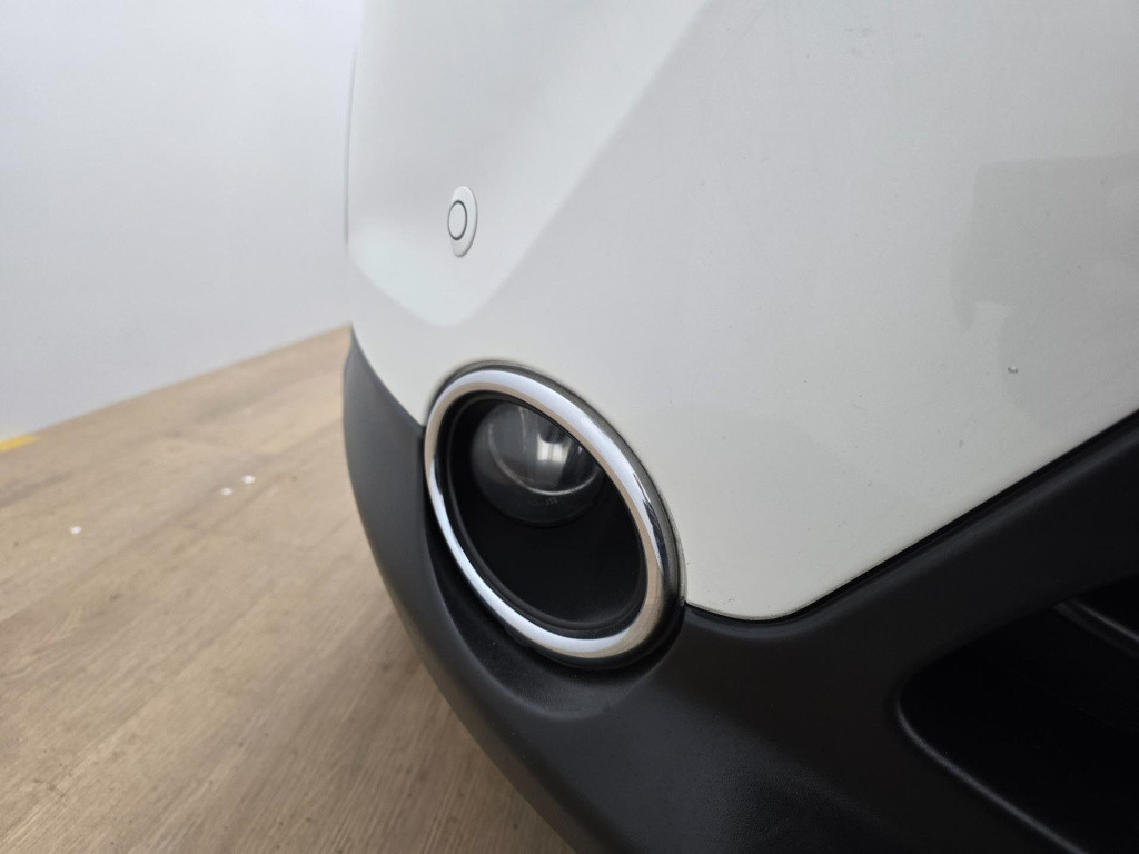 Nissan Qashqai occasion automaat 1.2 connect edition met parkeercamera en p
