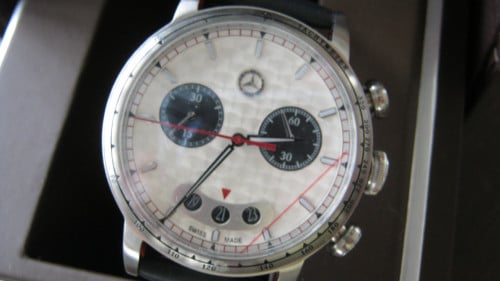 NIEUW MERCEDES HORLOGE VOOR DE HELFT MAG WEG VOOR 200 EURO