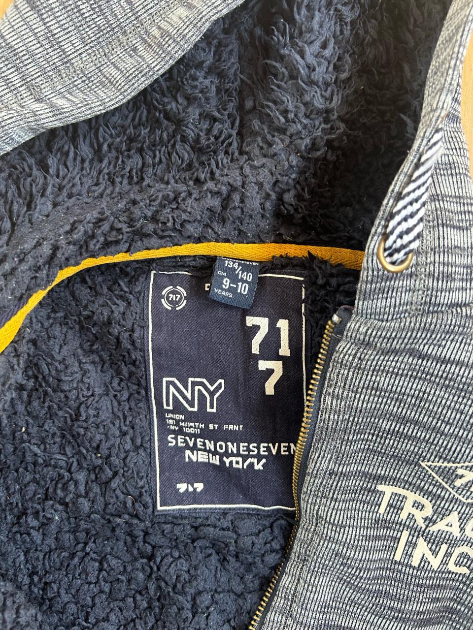 Borgvest maat 134/140