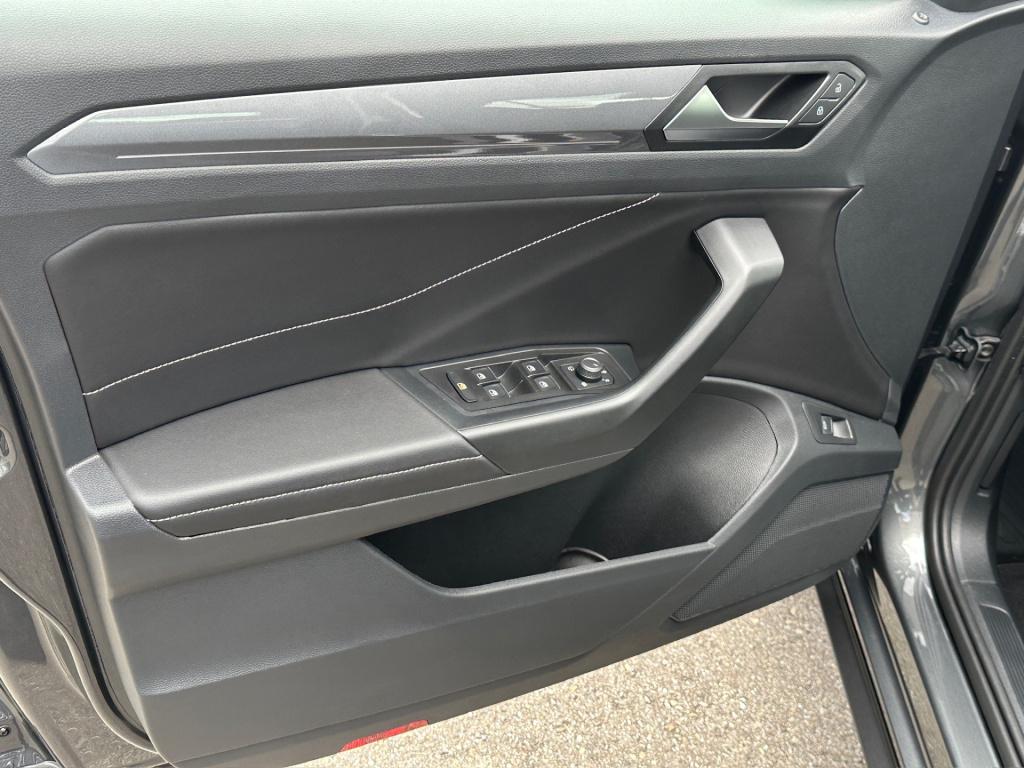 Volkswagen T-roc 1.5 tsi 150pk dsg style | dode hoek | camera | keyless | e