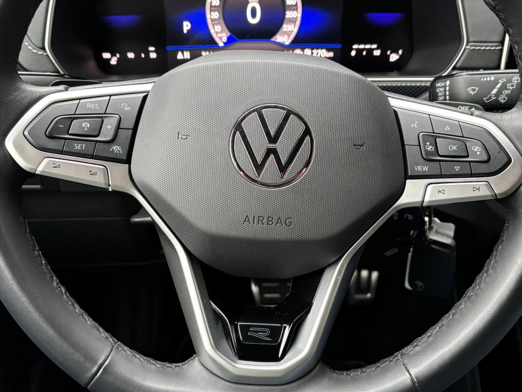 Volkswagen T-cross 1.5 tsi 150pk dsg-7 r-line| trekhaak|navi| led strip| ri