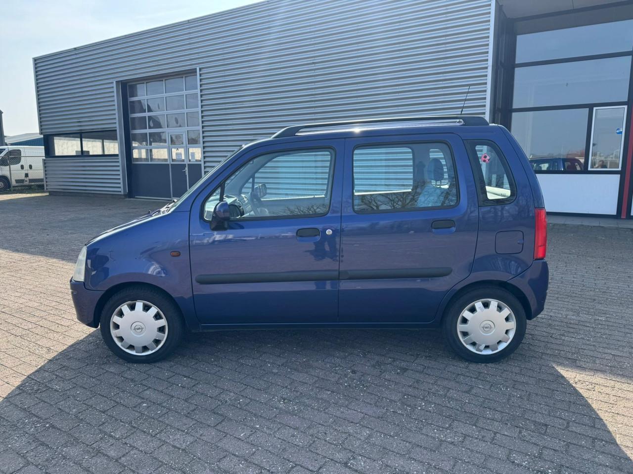 Opel agila bj 2001 800 euro