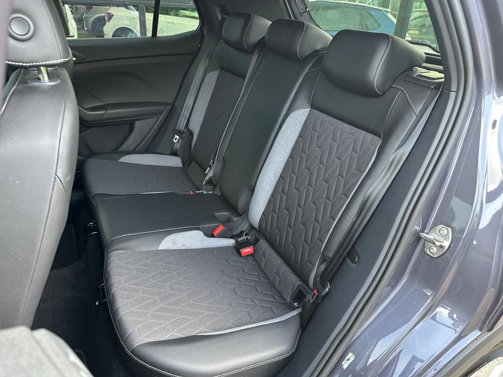 Volkswagen T-cross 1.0 tsi 116pk dsg goal | dode hoek | trekhaak | stoelver