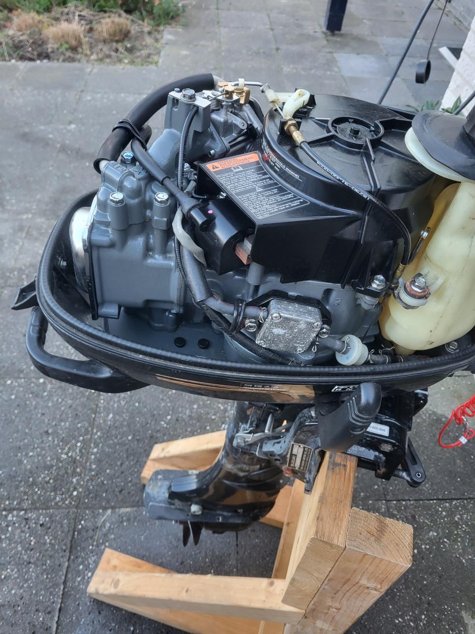 Nimarine Rhino Black 2.90 rubberboot met een 6 pk Suzuki DF6