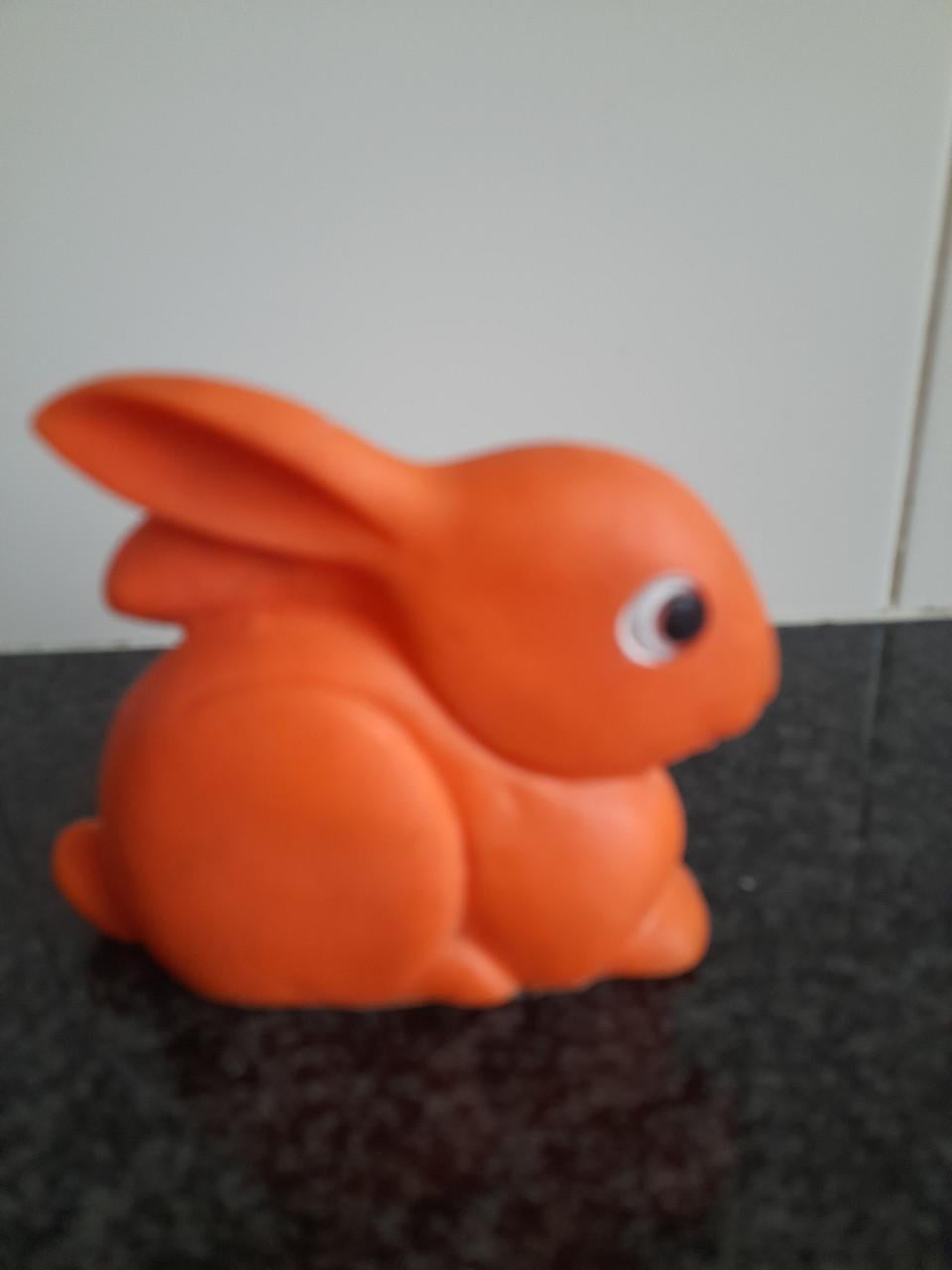 Vintage Rubberen Piepbeestje ( in goede staat )