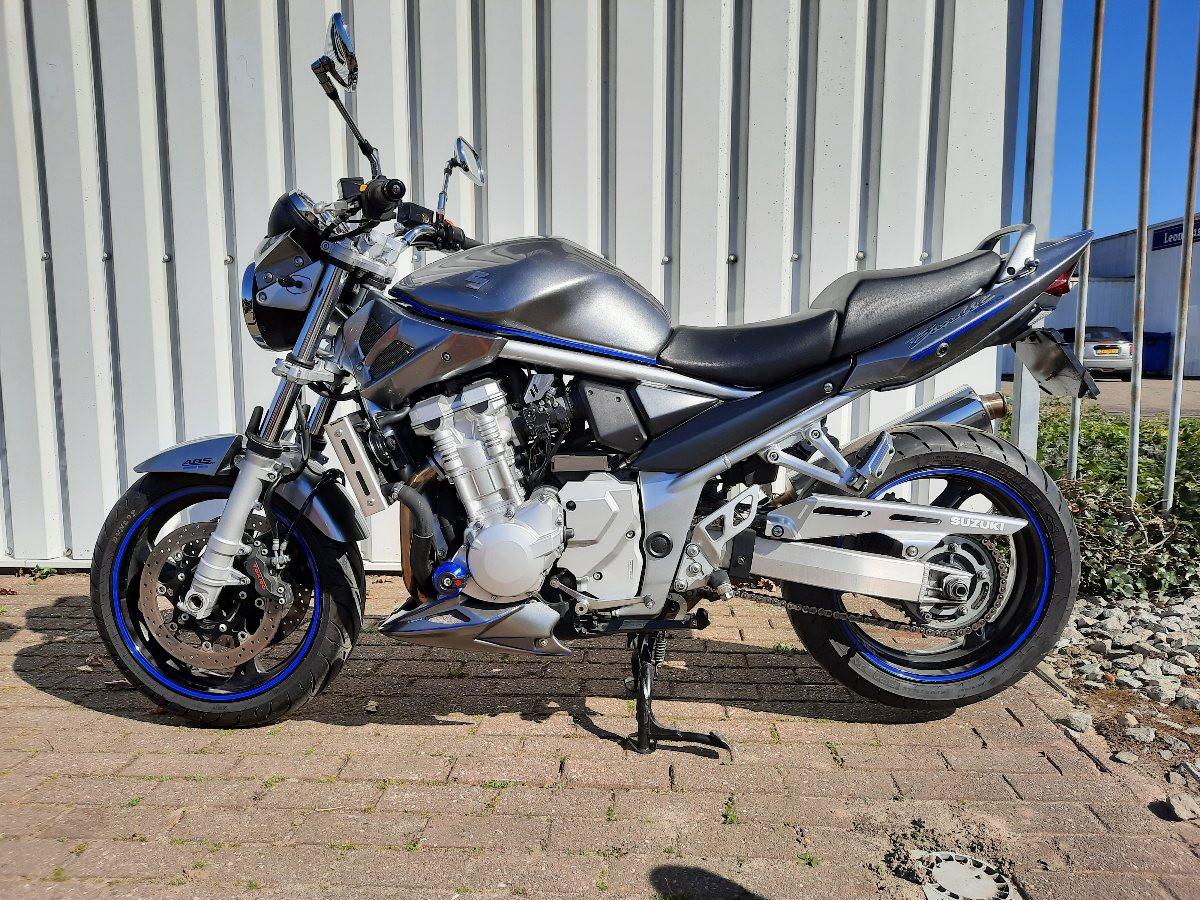 Suzuki Bandit 1250 uit 2011, stoere naked bike