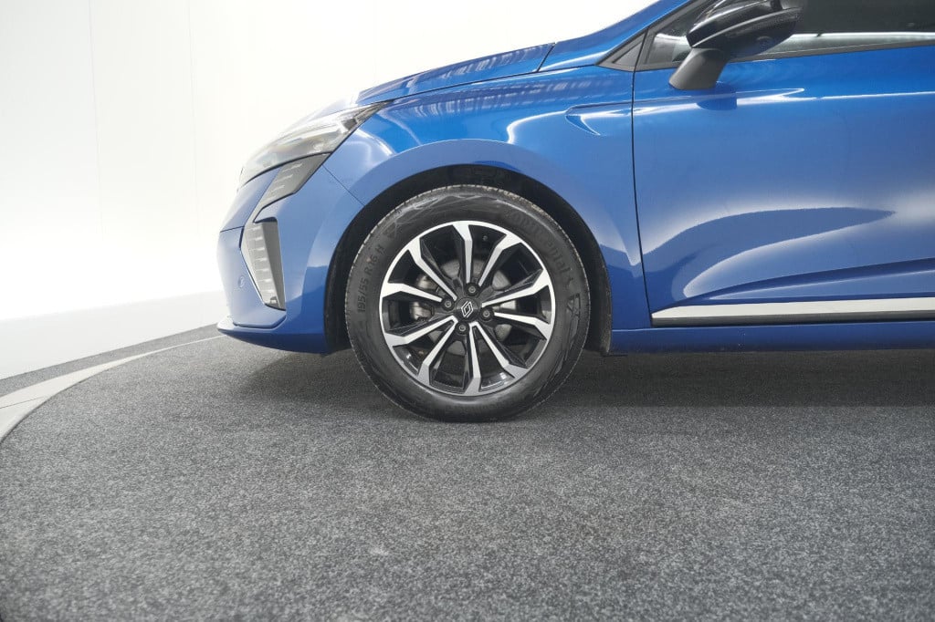 Renault Clio tce 90 gpf techno | nieuw model | 360 camera | apple carplay |