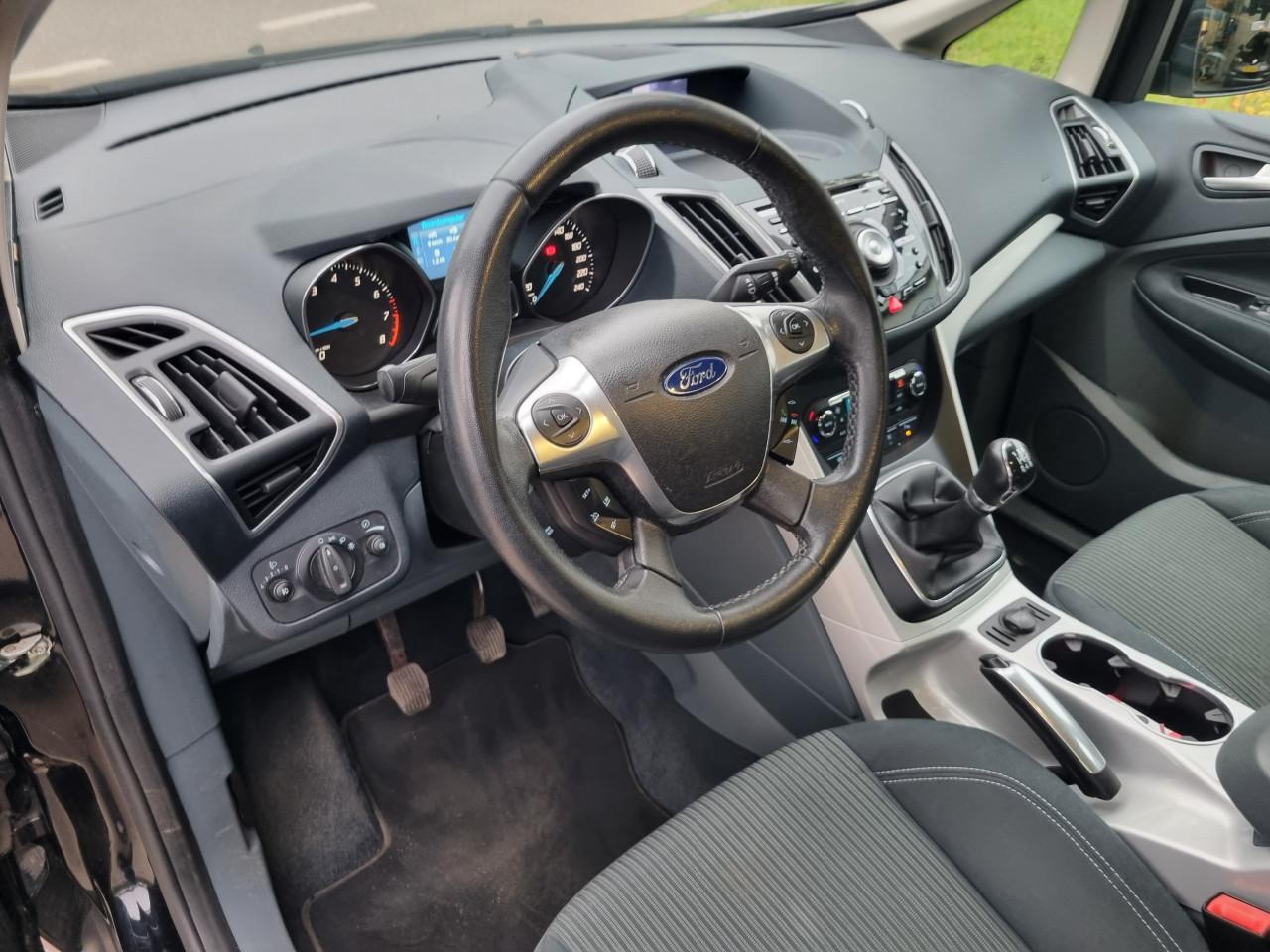 Ford C-Max 1.6 Titanium | Luxe uitvoering!