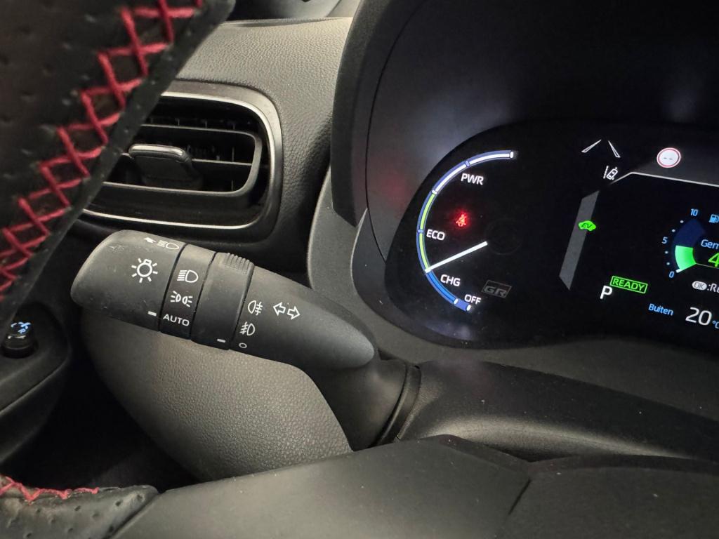 Toyota Yaris Cross 1.5 hybrid gr sport