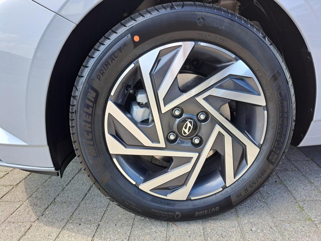 Hyundai I 20 1.0 t-gdi comfort | navigatie | 16"lichtmetalen velgen | achte