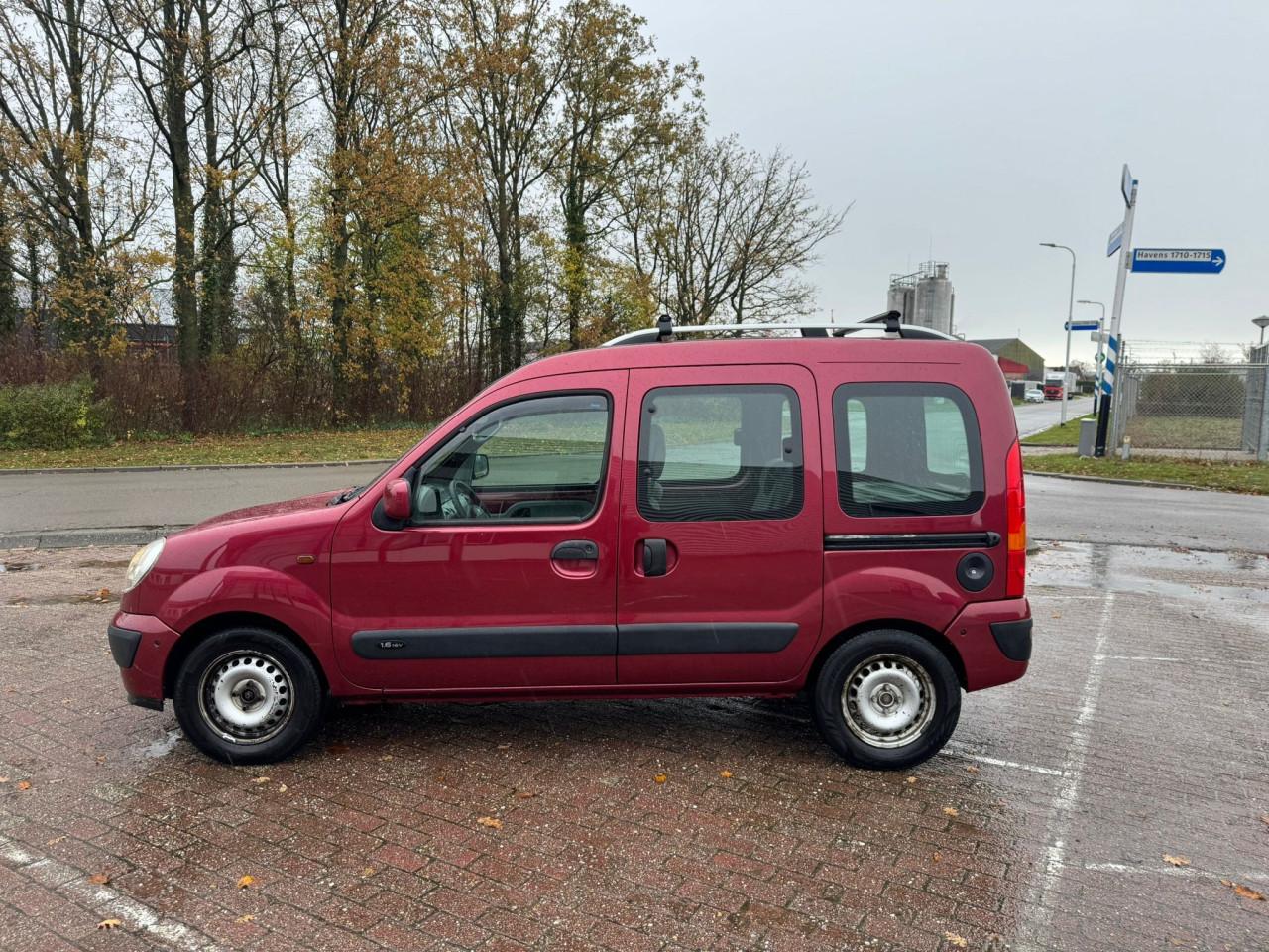 Renault kangoo bj 2005  automaat  1950 euro