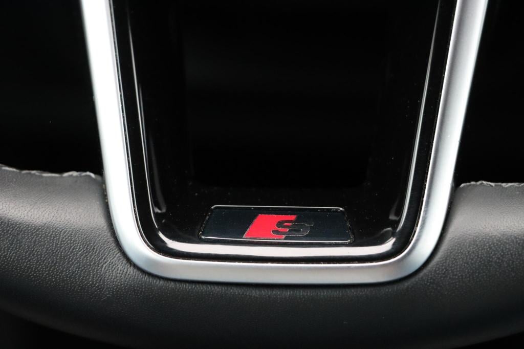 Audi Q8 E-tron 55 quattro s edition competition 115 kwh 408pk | soh 95%