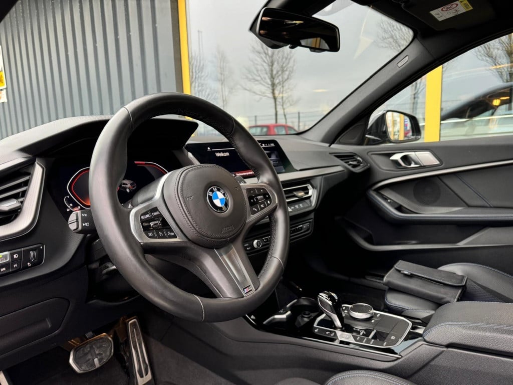 BMW 1 Serie 120i bns edition