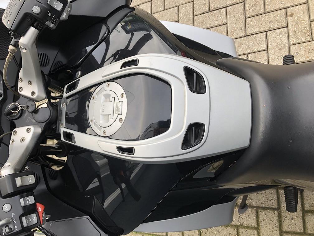 BMW R1200RT, 2009 met 86dkm, ABS/ESA/ASC, cruise, etc etc, rijklaar €5500,-