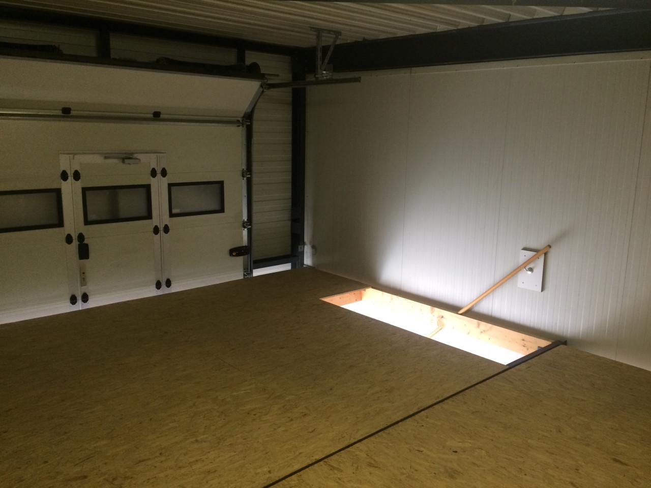 TE HUUR bedrijfsruimte / unit / kantoor / loods Arnestein Middelburg 725 eu