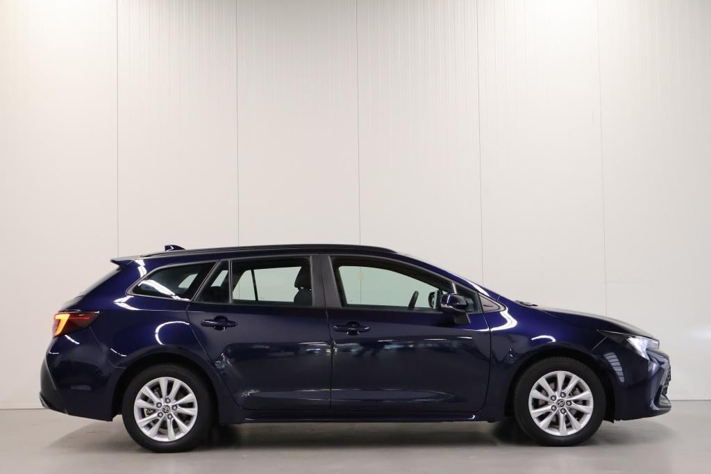 Toyota Corolla Touring Sports hybrid 140 active