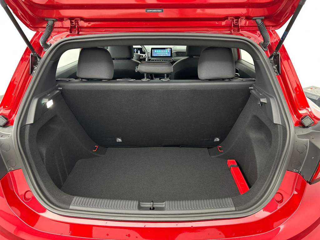 MG Mg3 hybrid+ 1.5 hybrid+ standard | 17'' velgen | camera | apple carplay 
