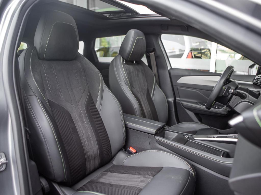 Peugeot 308 sw 1.2 puretech 130pk automaat | panoramadak | camera | navigat