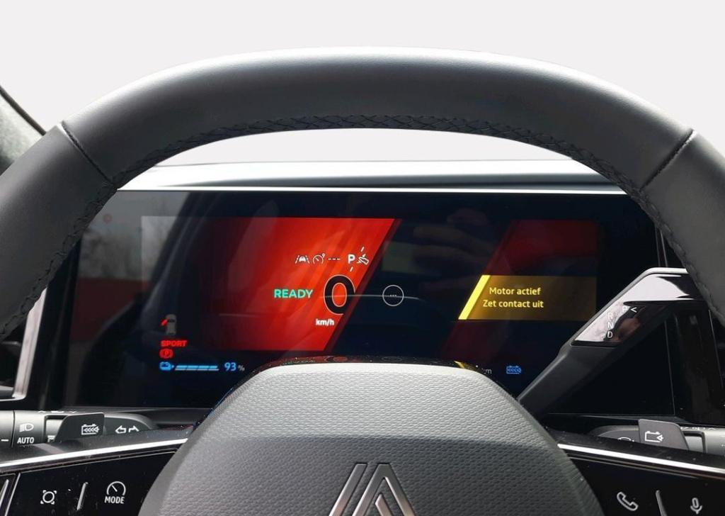 Renault Scenic e-tech ev87 long range techno