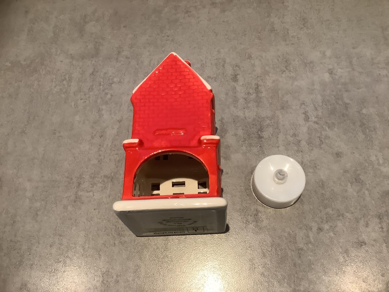 Postcodeloterij Huisje Nr. 5 met lichtje