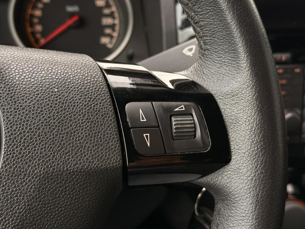 Opel Zafira 1.8 cosmo | 7-zitter | bluetooth | navigatie | cruise | climate