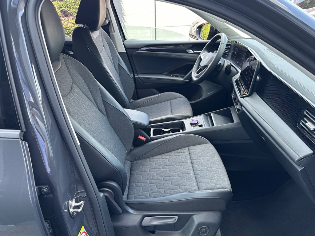 Volkswagen Tiguan 1.5 etsi life | trekhaak | camera | trekhaak | dode hoek 