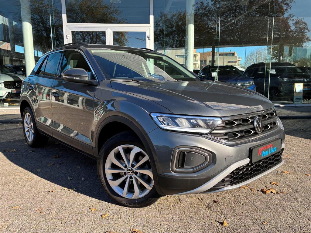 Volkswagen T-roc 1.5 tsi 150pk 7-dsg life edition| navi|carplay|autom inpar