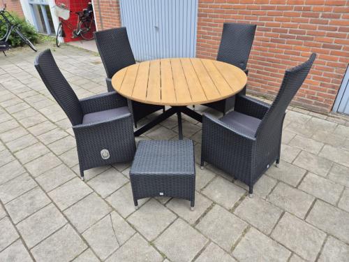 Dinner Tuinset, verstelbare stoelen (Bezorging mogelijk)