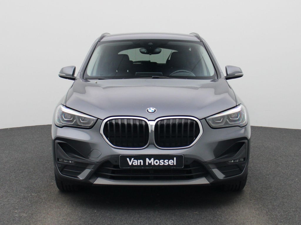 BMW X1 xdrive25e executive | automaat | lmv | parkeer sensoren | camera | c