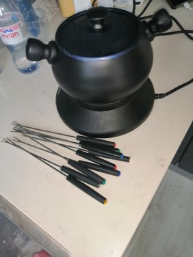 Fondue pan