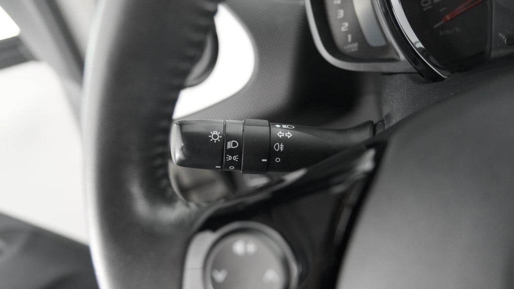 Citroen C1 1.0 vti airscape feel | vouwdak | camera | apple carplay | dab+