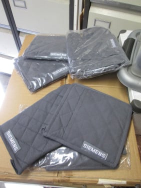 NIEUW ovenwant en pannen lap totaal 5 sets in de verpakking