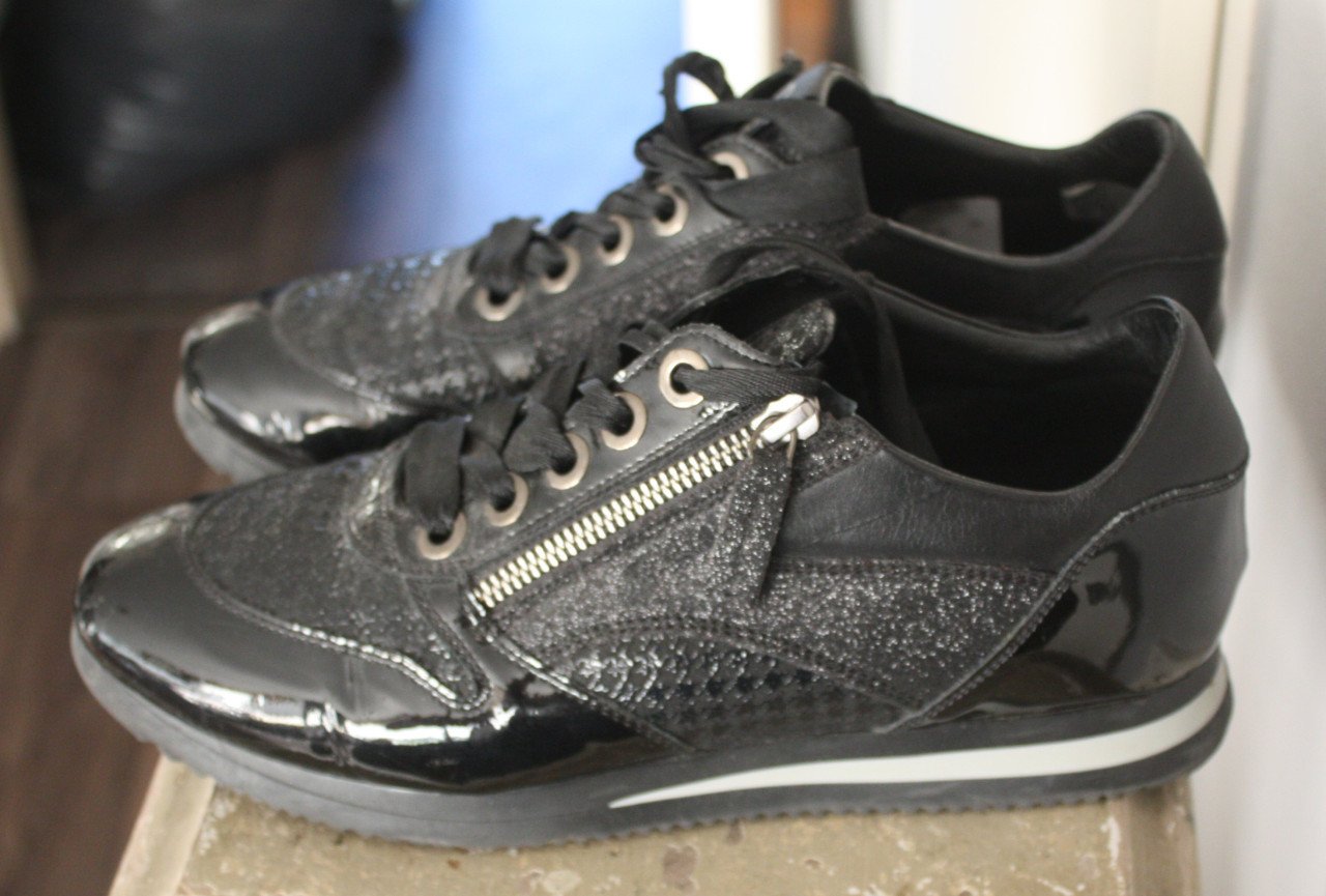 DL Sport sneakers schoenen maat 39
