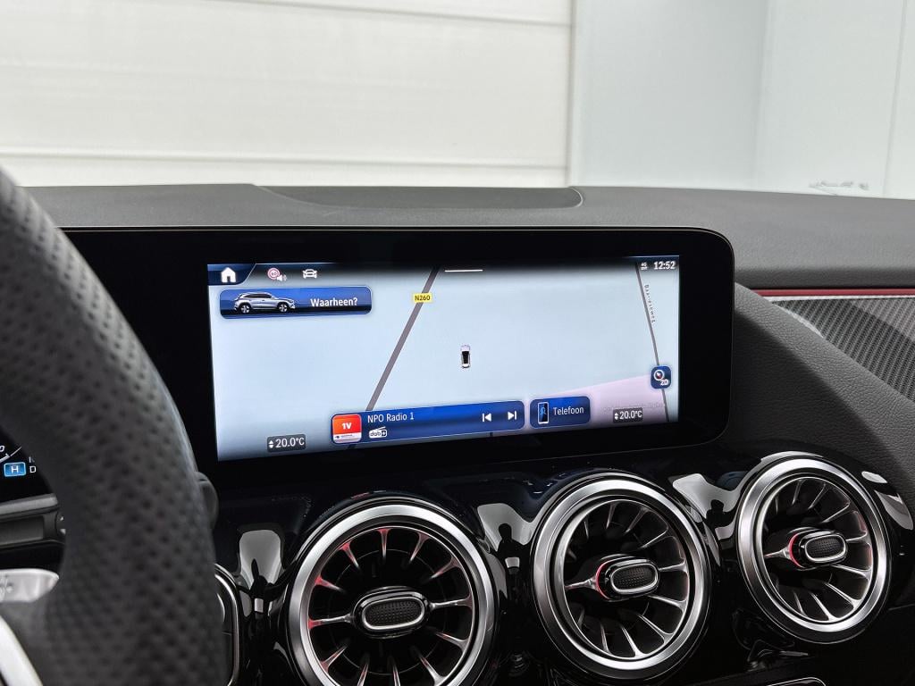 Mercedes-Benz Gla-klasse 250 e star edition amg line limited | dodehoek det