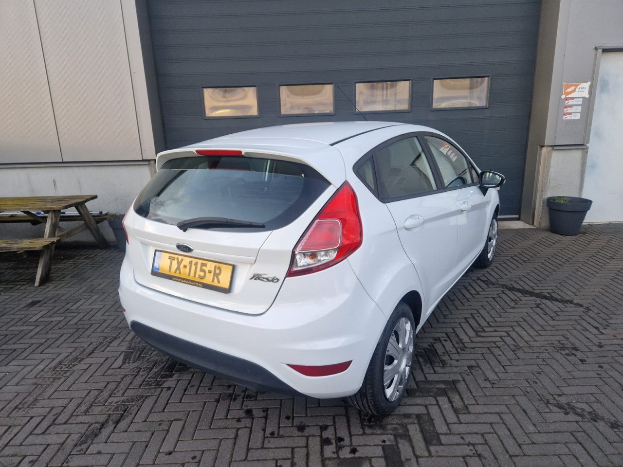TE KOOP FORD FIESTA 1.15 TITANIUM EURO 5