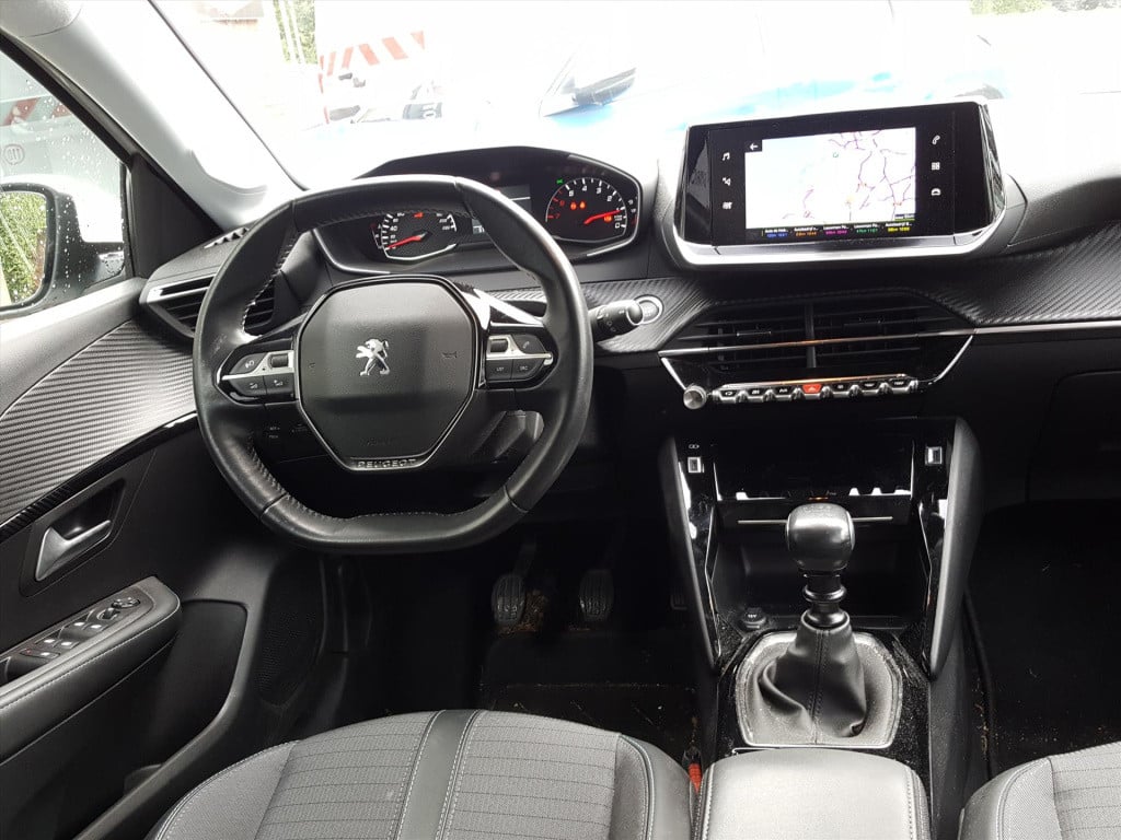 Peugeot 208 1.2 puretech 100pk allure navigatie | apple carplay & android a